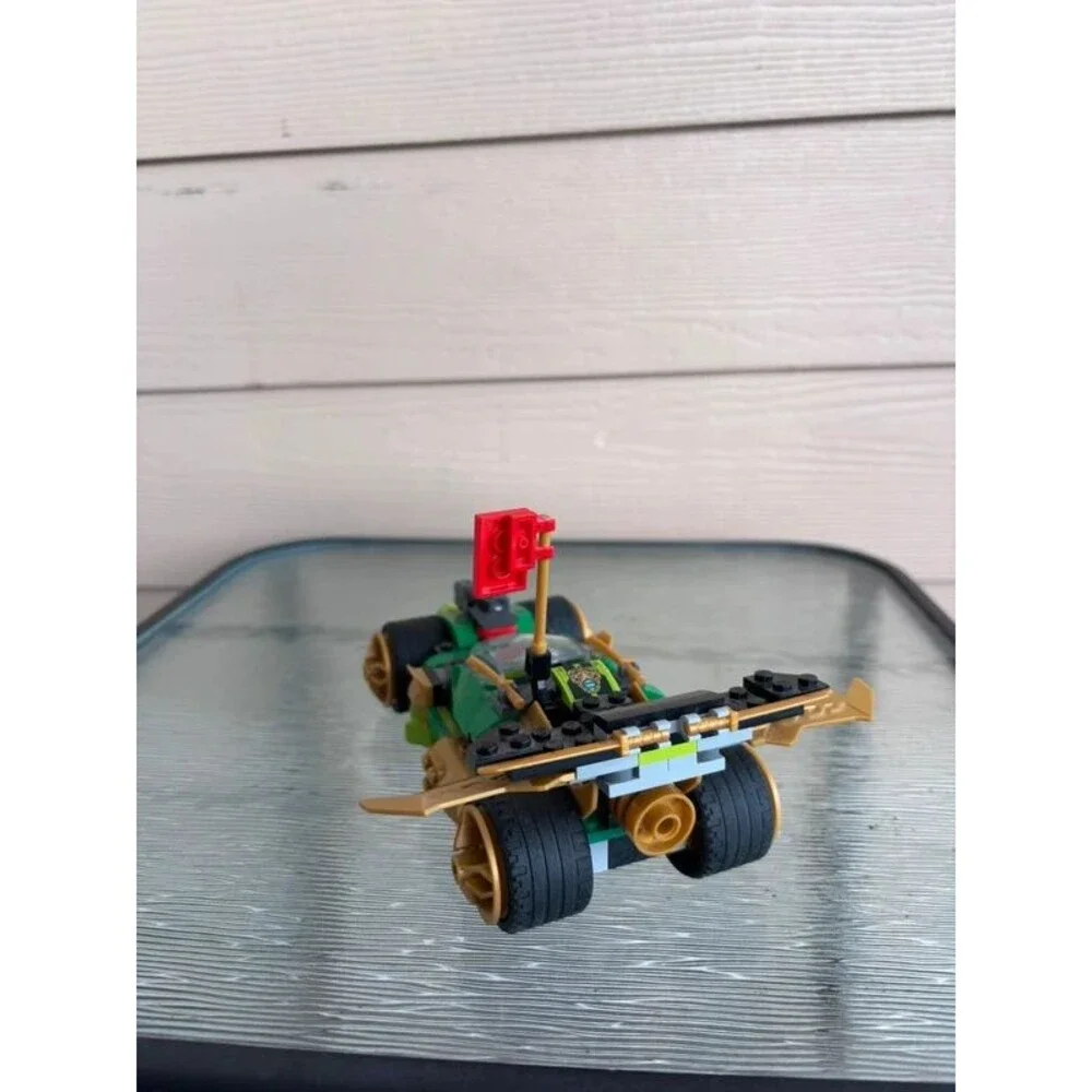 Lego Ninjago Lloyd’s Race Car EVO